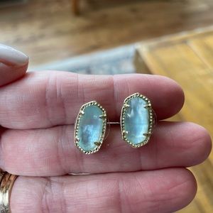 Kendra Scott Ellie earrings- light blue